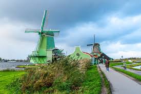 Dutch windmills — Netherlands countryside